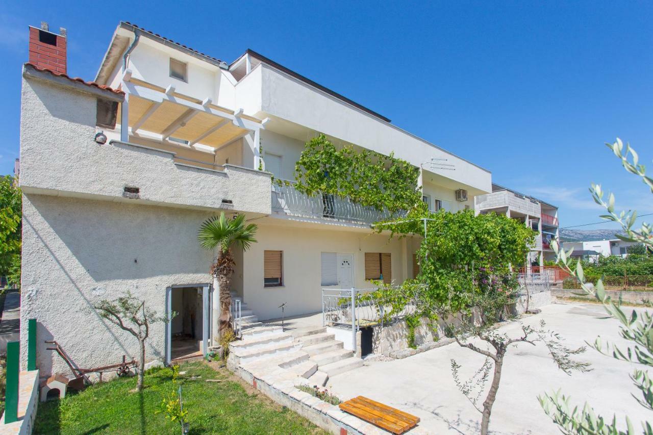 Apartment Nadalina Kastela Exterior photo